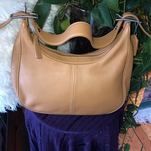 Vintage Light Brown Coach small Hobo  Carmel 9342